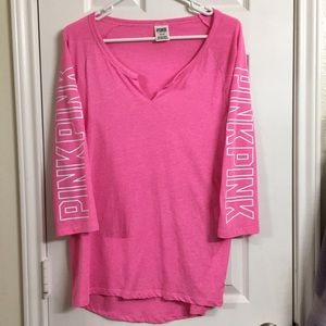 PINK (VS) V-neck cropped sleeve shirt